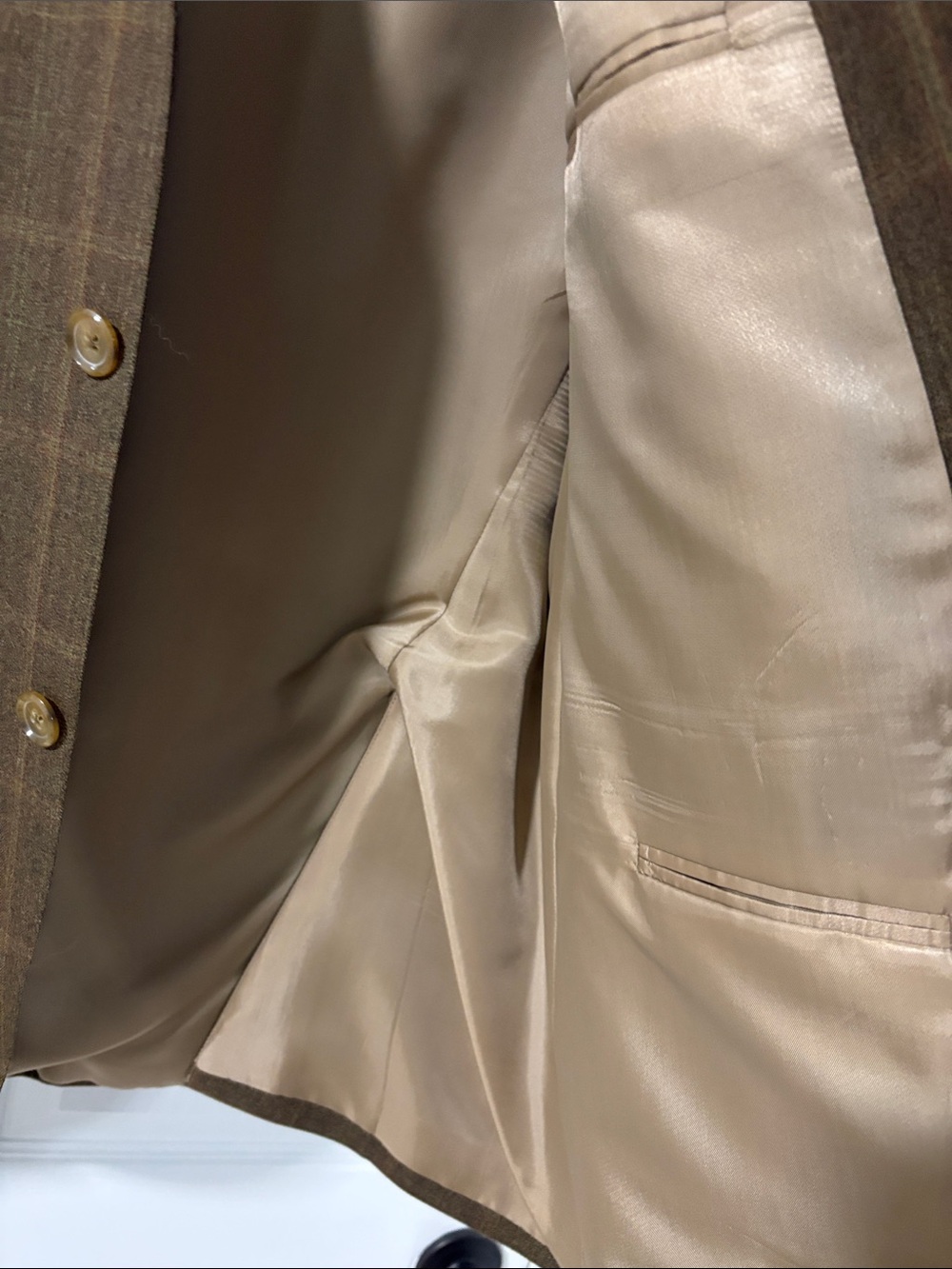 Men's Brown Plaid Sport Coat Blazer - Picture 3 of 6